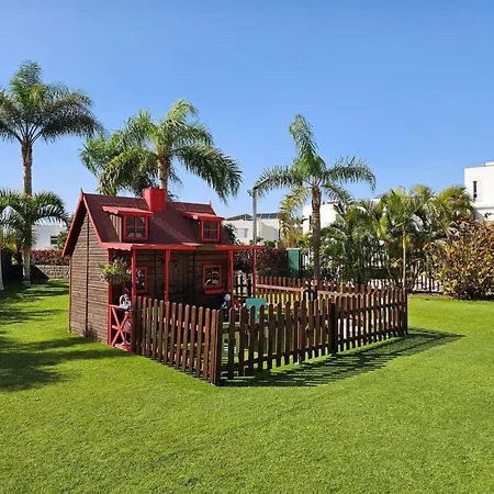 Вилла Karat Oasis Del Duque Адехе