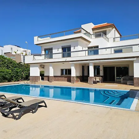 Karat Oasis Del Duque * Costa Adeje (Tenerife)