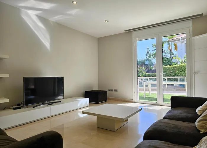 Karat Oasis Del Duque Villa Costa Adeje (Tenerife)