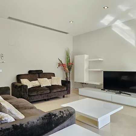 Karat Oasis Del Duque فيلة *