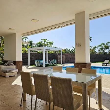 Karat Oasis Del Duque فيلة