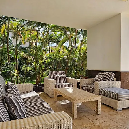 Karat Oasis Del Duque فيلة أذيخي