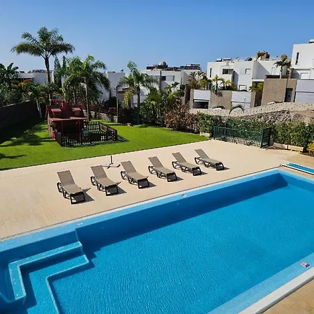 فيلة Karat Oasis Del Duque *